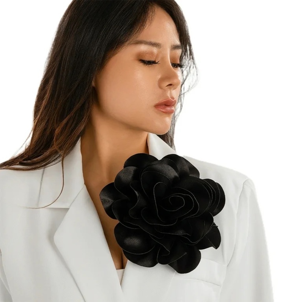 Floral Fabric Brooch Trio – Black, Brown, Beige